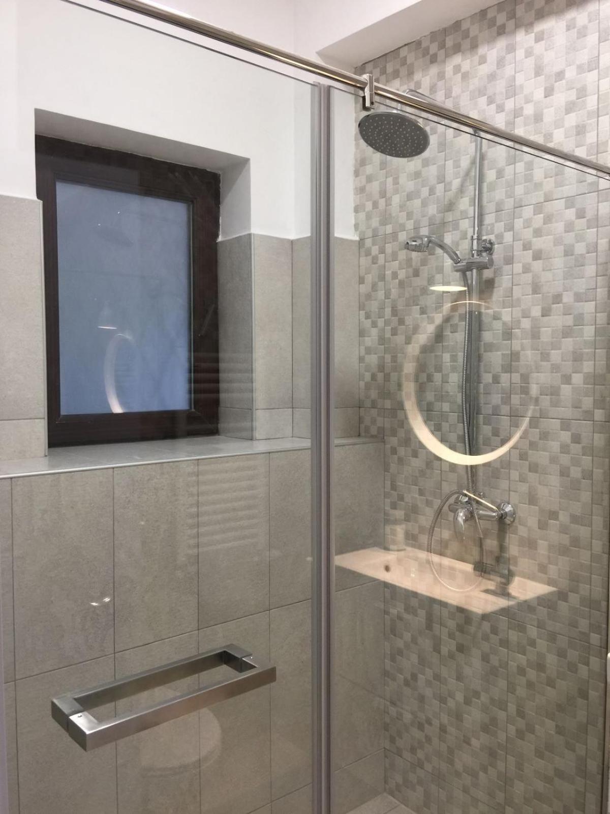 Luxury 2Bdrm Apt Boekarest Buitenkant foto