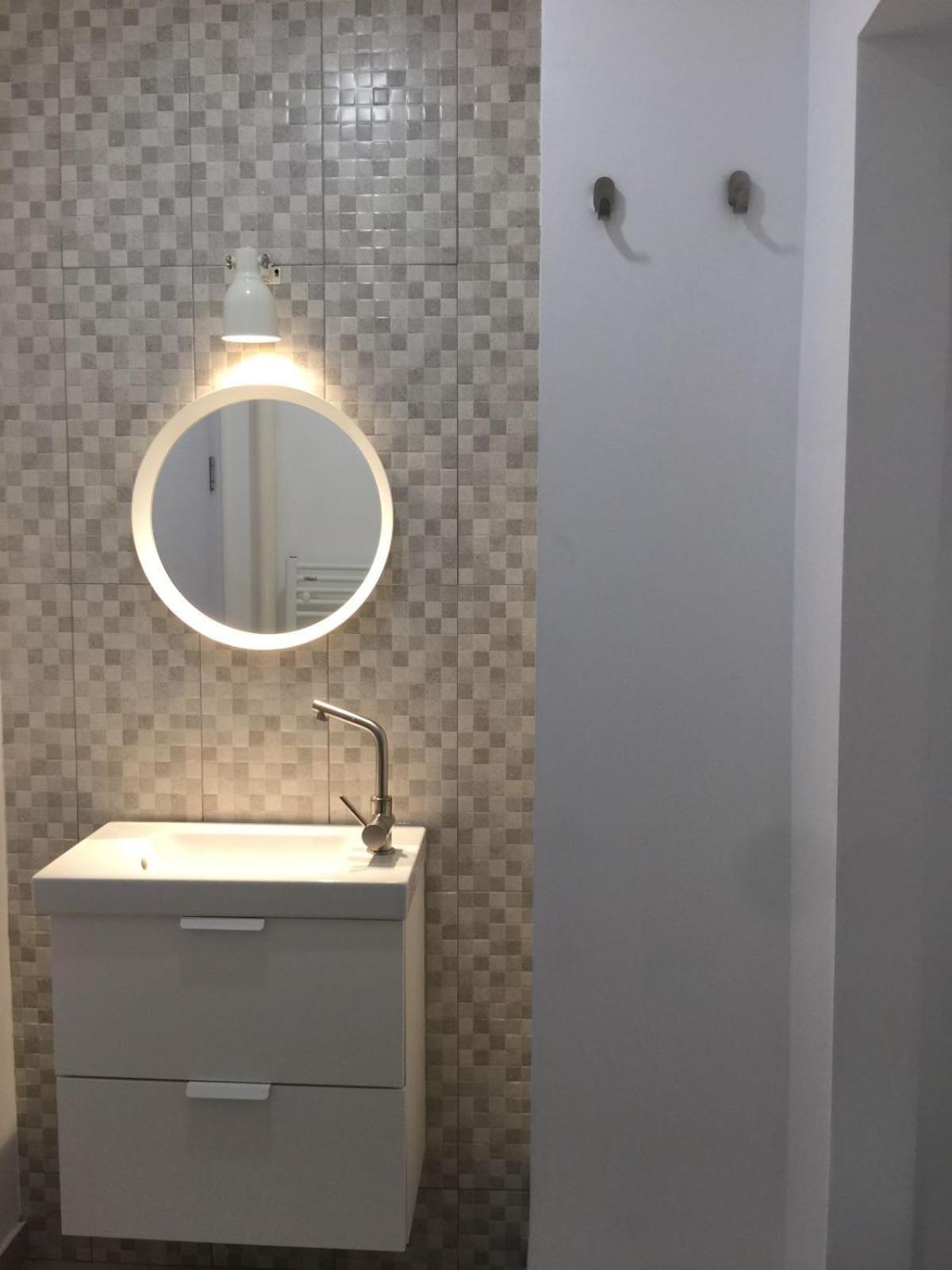 Luxury 2Bdrm Apt Boekarest Buitenkant foto
